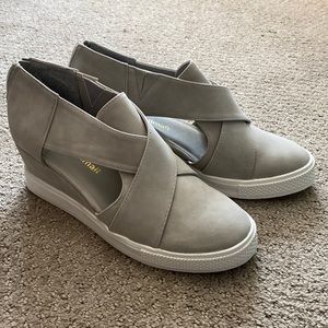Gray Jolimall Wedges, size 7, Never Worn, comes in original packaging